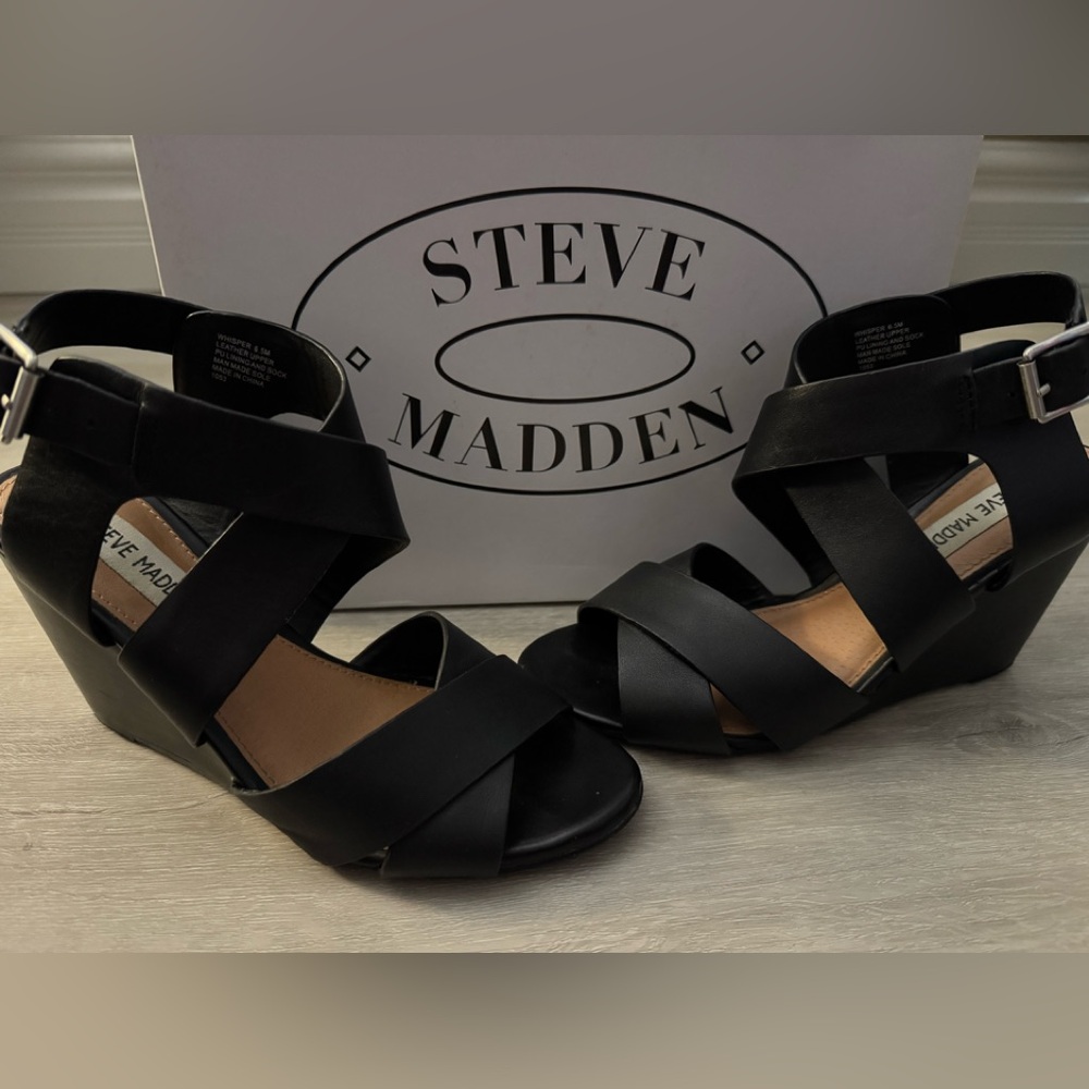 STEVE MADDEN “Black Whisper” Leather Wedge Sandals Crisscross Ankle Strap - 6.5